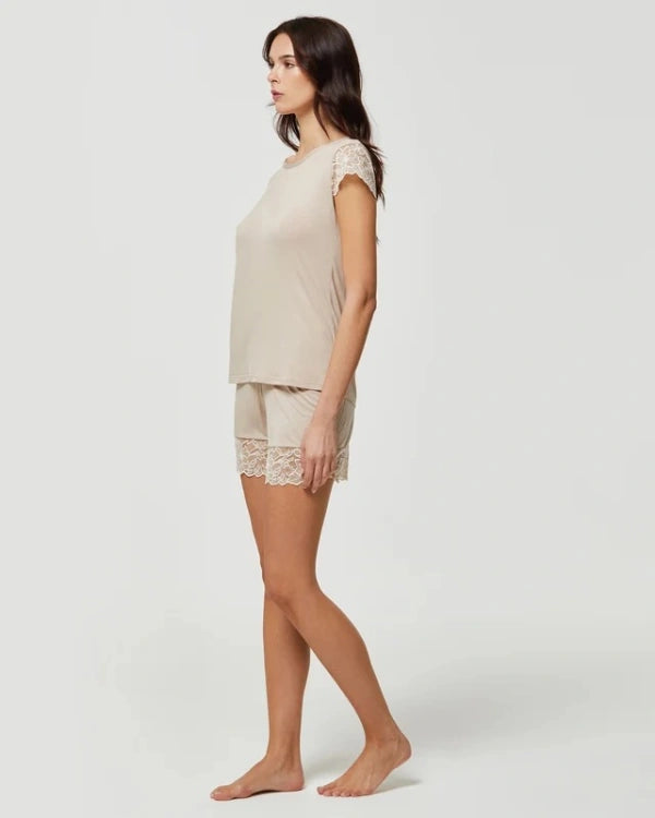 Custom bamboo pajama sets for sleepwear brands