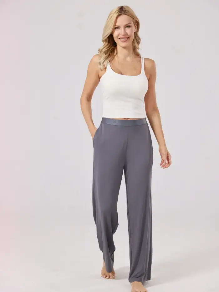 Pajamas wholesale vendors offering women pajama sets. 