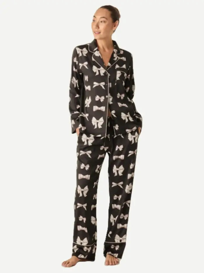 Wholesale black silky satin bow pajama set women's sleepwear


